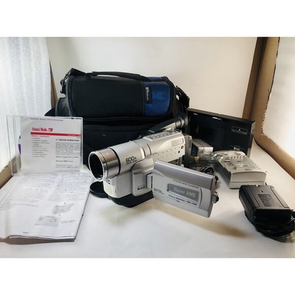 JVC GR-SXM740U Super VHS-C Camcorder w/Bag,New Battery, Charger,Cassette Adapter - Picture 1 of 14